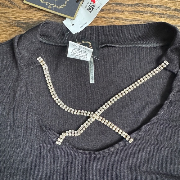 NWT Rhinestone Top - Picture 2 of 7